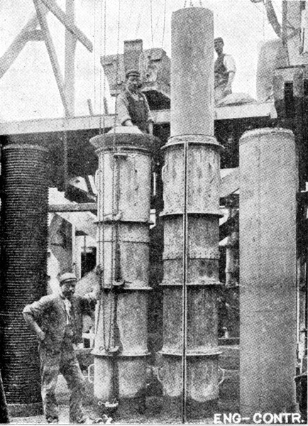 Fig. 272.&mdash;Casting Bordenave Pipe at Swansea, England.